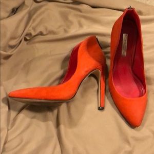 BCBG Generation Tangerine Coral Pumps